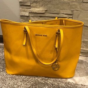 Yellow Michael Kors Tote Purse